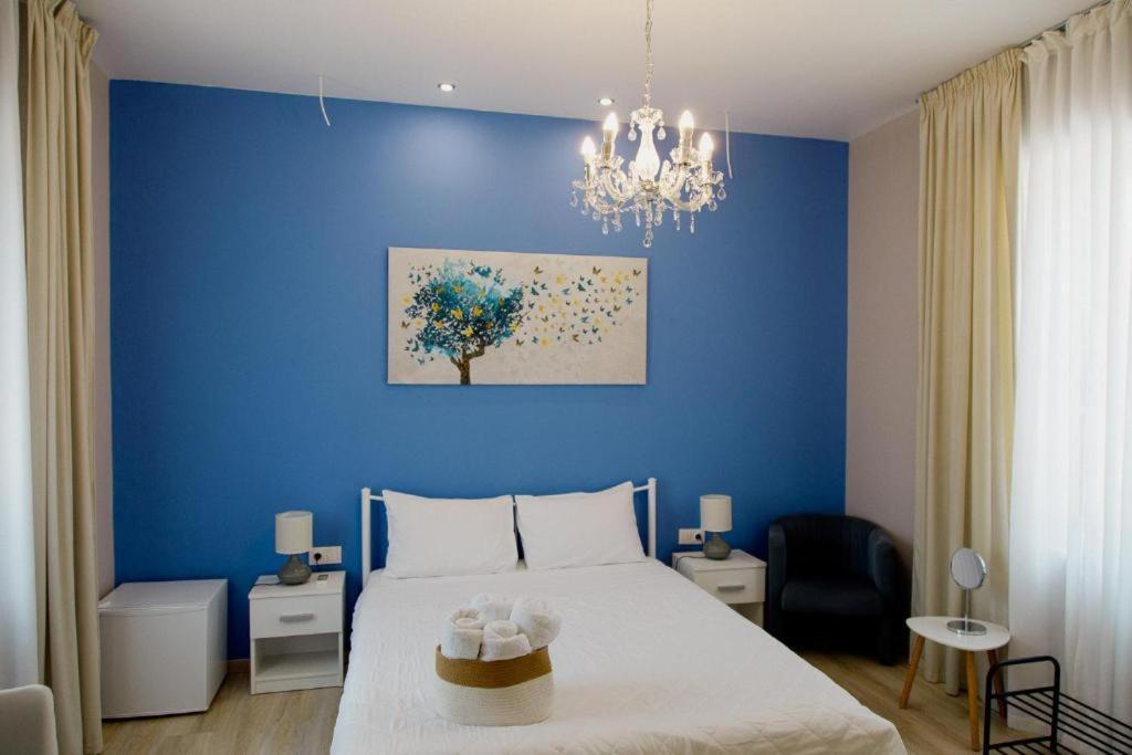 Rooms In Yard Corinth Exterior foto